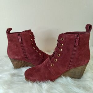 New Diba Blake suede Bootie burgandy 7.5